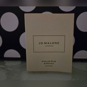 10/$25✨️JM English Pear & Freesia SAMPLW✨️